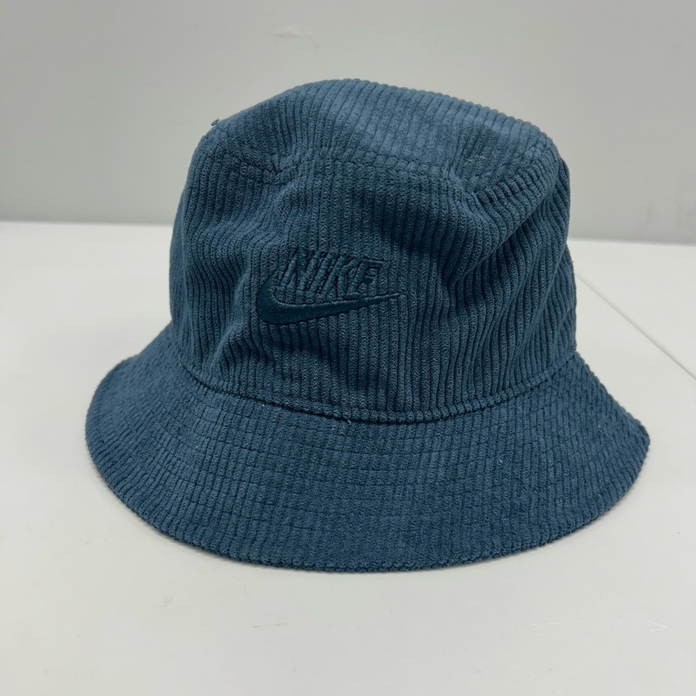 Nike Apex Corduroy Bucket Hat
